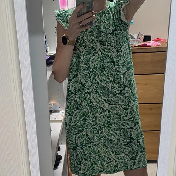 crown & ivy White and Green Paisley Shift Dress - Picture 6 of 6